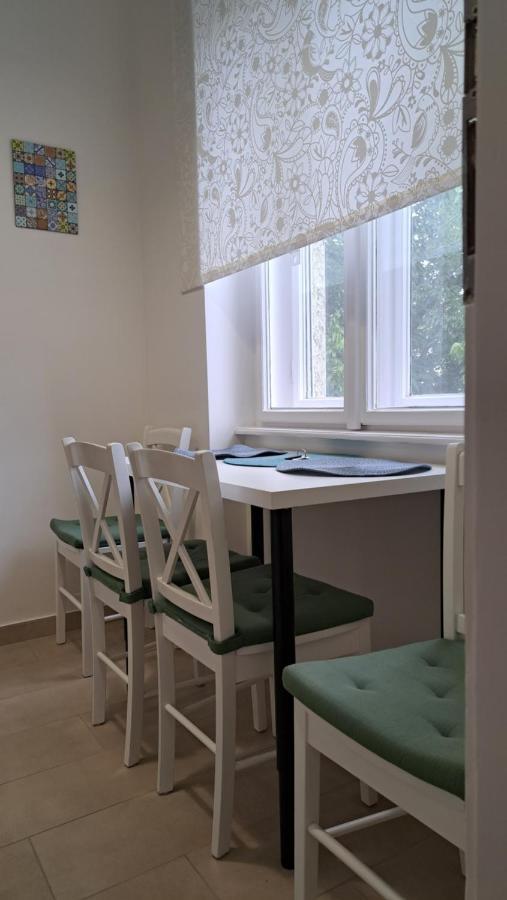 Eper Apartman Szeged Buitenkant foto