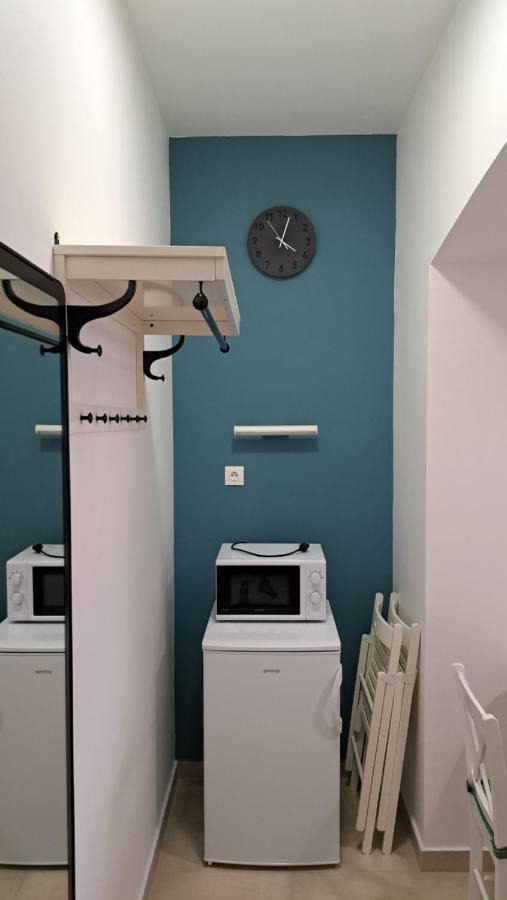 Eper Apartman Szeged Buitenkant foto
