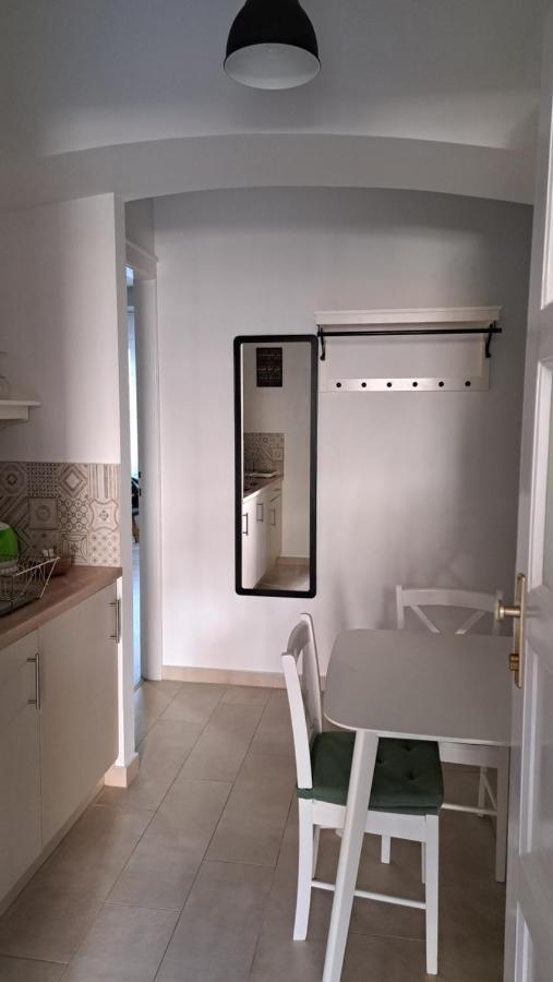 Eper Apartman Szeged Buitenkant foto